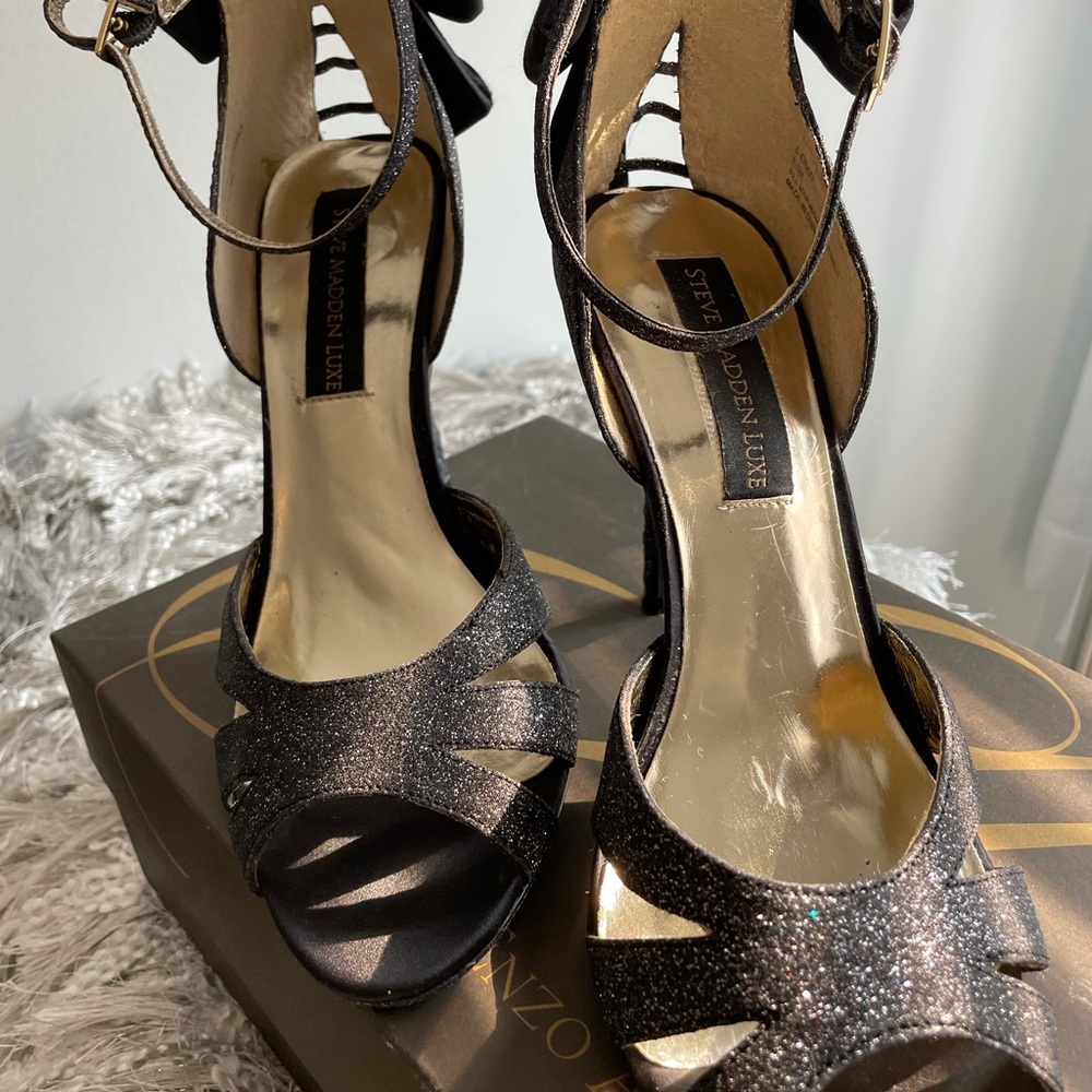 Black Ankle Sparkle Strap